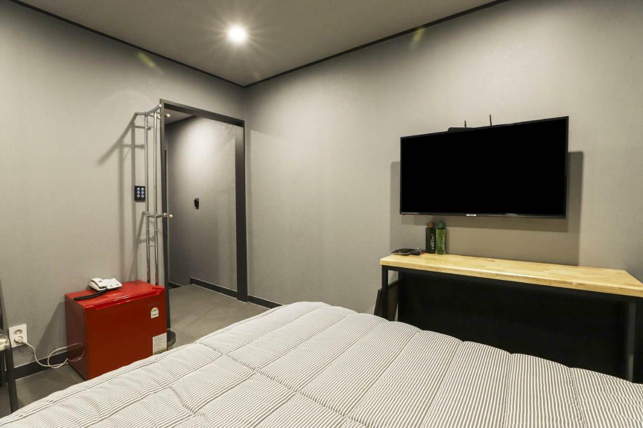 Actor Motel Hanam Bagian luar foto